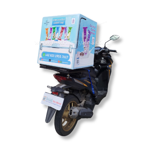 Box delivery motor fiberglass untuk distribusi consumer goods dengan branding logo perusahaan