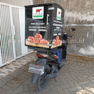 Box delivery motor fiberglass untuk frozen food dan cold chain dengan branding logo perusahaan — foto 11