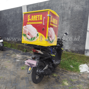 Box delivery motor fiberglass untuk frozen food dan cold chain dengan branding logo perusahaan — foto 29